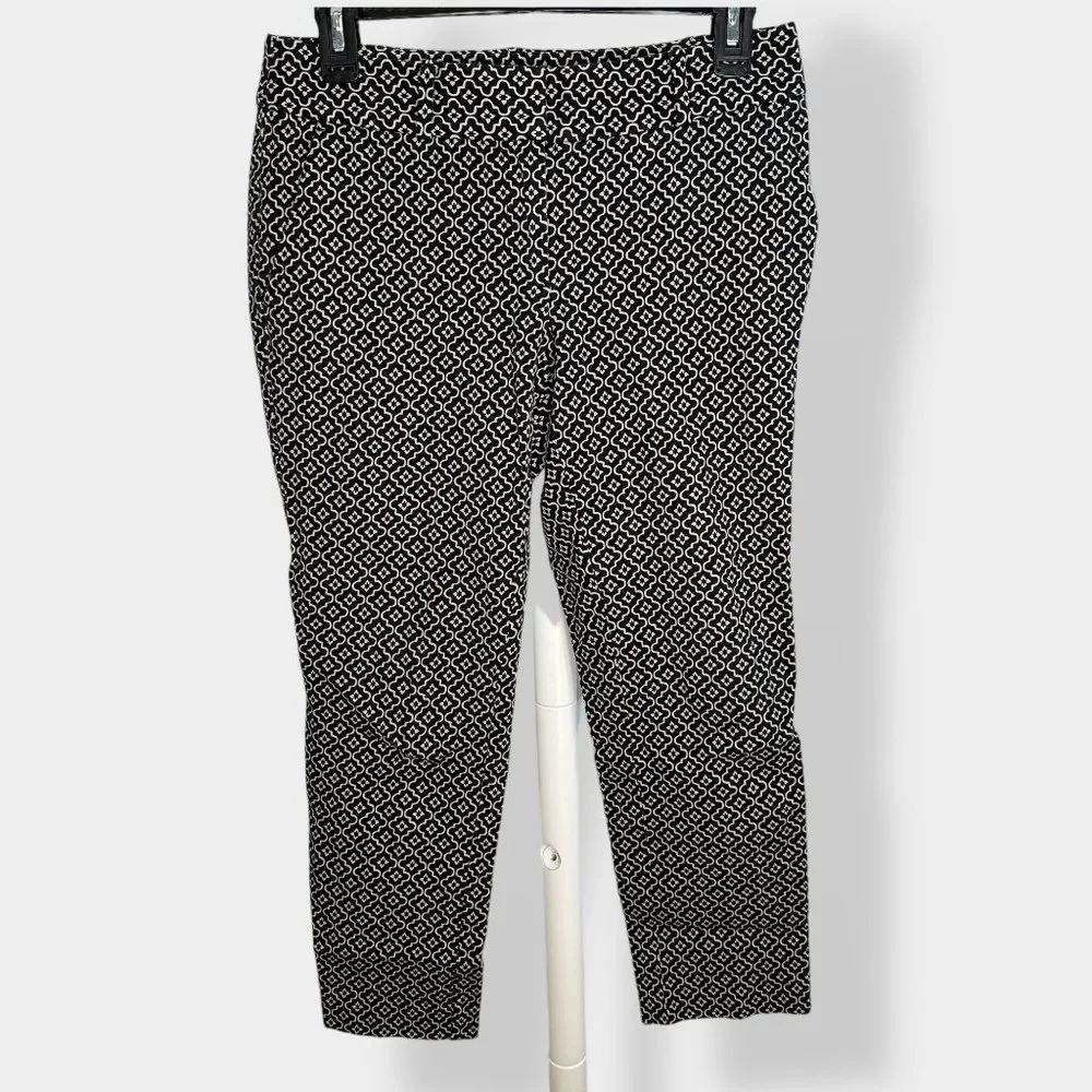 LOFT Black White Medallion Print Julie Skinny Pant 4P